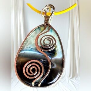AGATE GEMSTONE Dyed Green Swirl Pendant Necklace Teardrop Shape Large 4269 Y